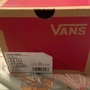 Vans shoes.  Women’s size 9.5 Men’s 8 New